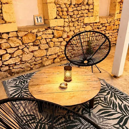 L'alouette De La Citadelle Apartmán Blaye